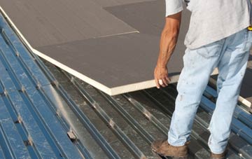 benefits of insulating Crindau flat roofing